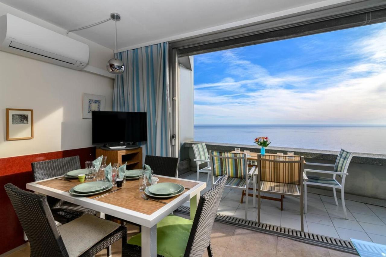Air-Conditioned Apartment With Sea View Furnished Terrace & Parking Cap-d'Ail Exteriör bild