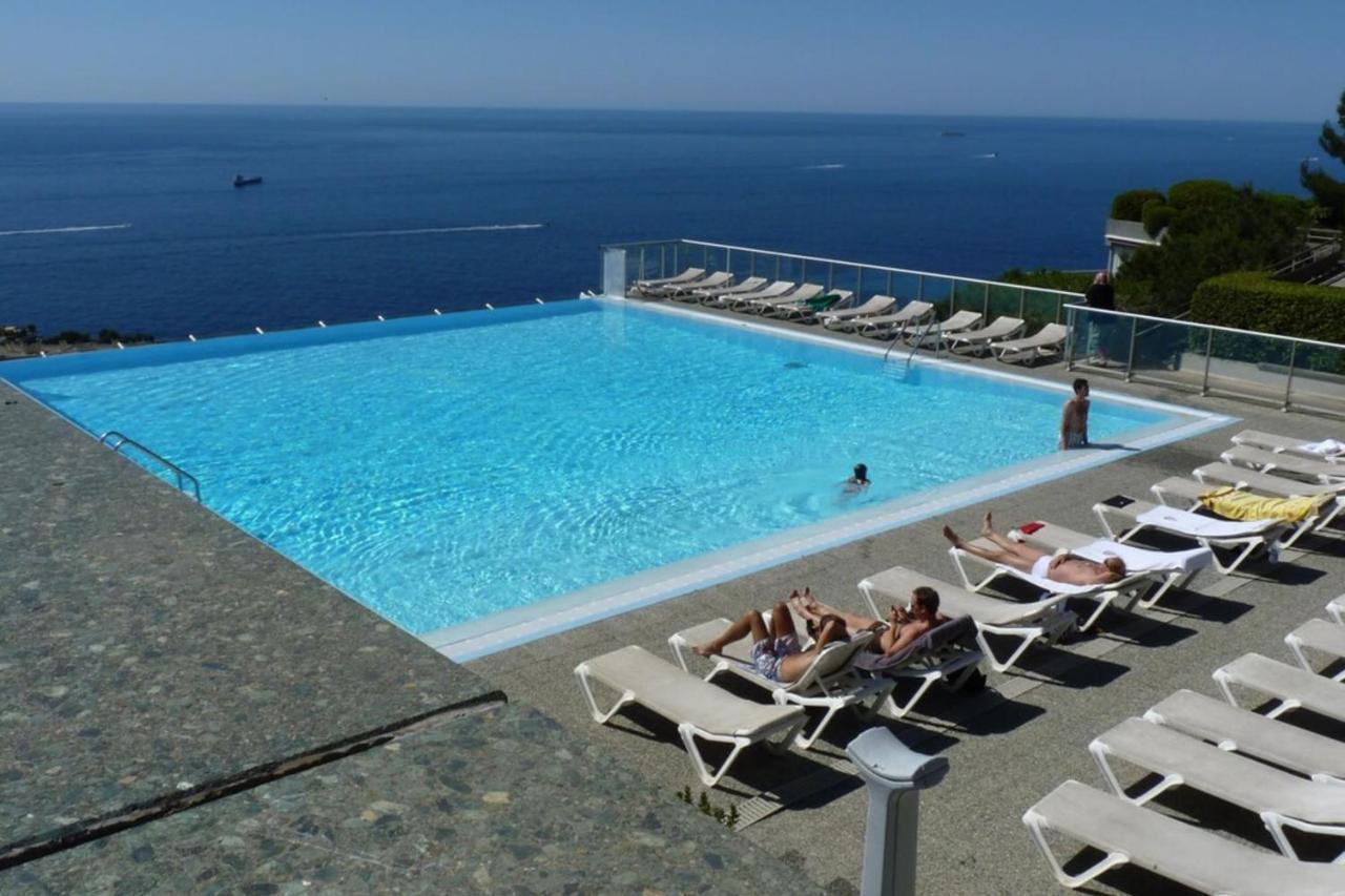 Air-Conditioned Apartment With Sea View Furnished Terrace & Parking Cap-d'Ail Exteriör bild