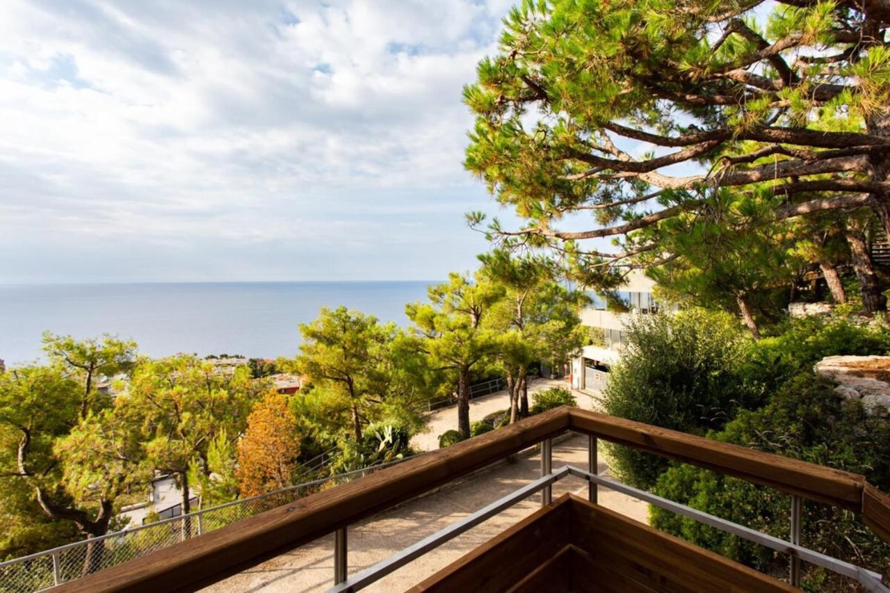 Air-Conditioned Apartment With Sea View Furnished Terrace & Parking Cap-d'Ail Exteriör bild